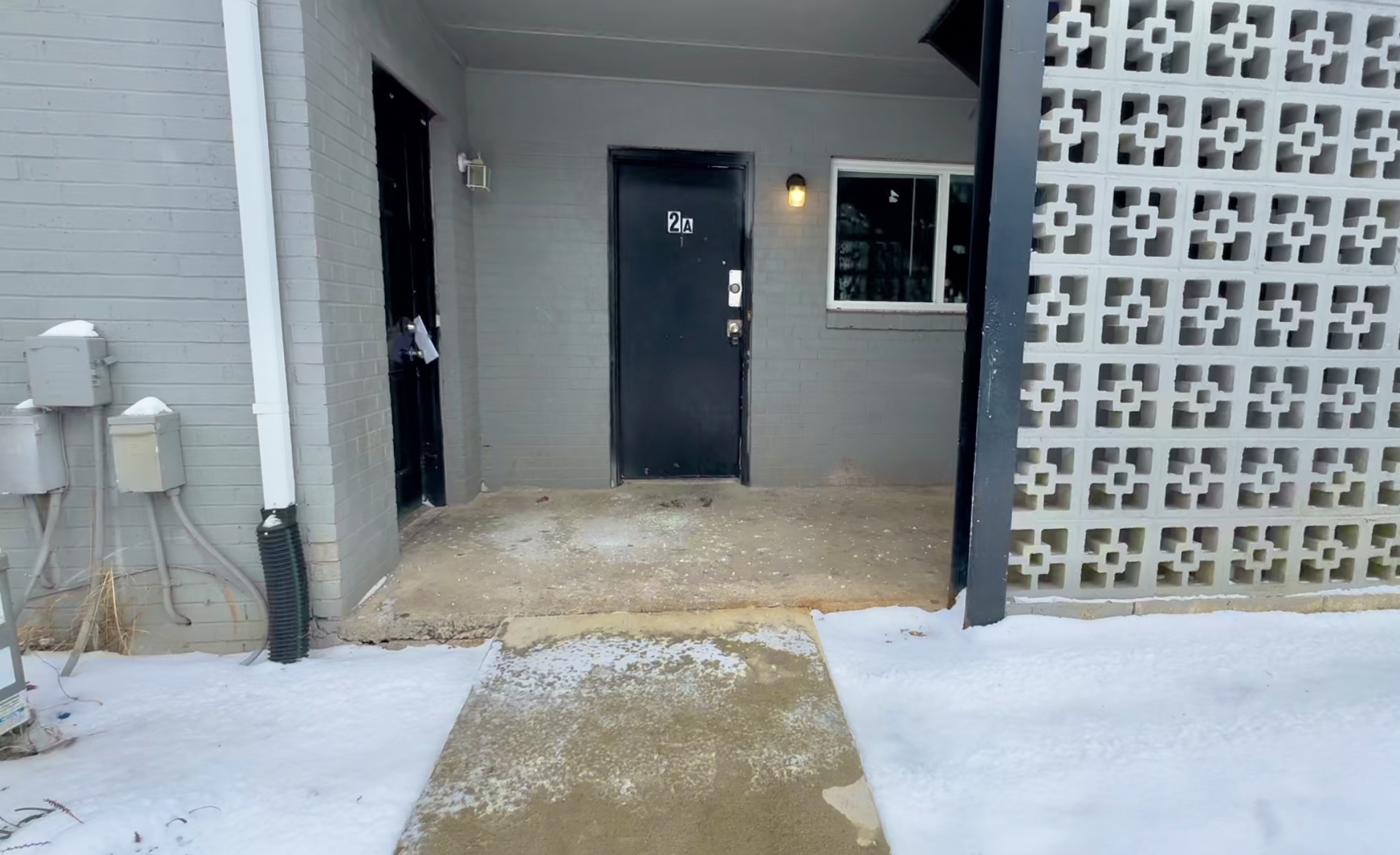 1988 Cambridge Drive - 2A