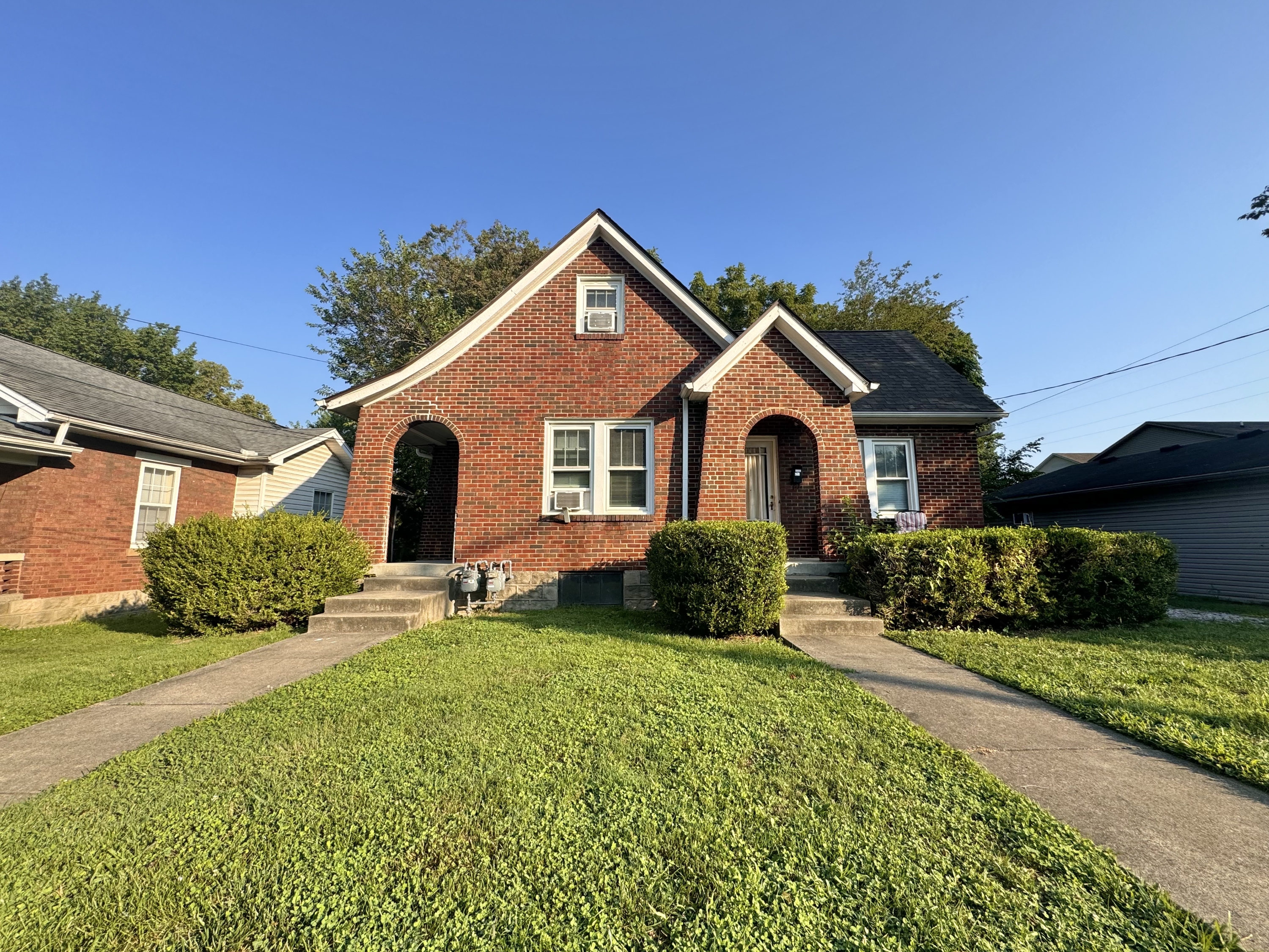 423 Oldham Avenue