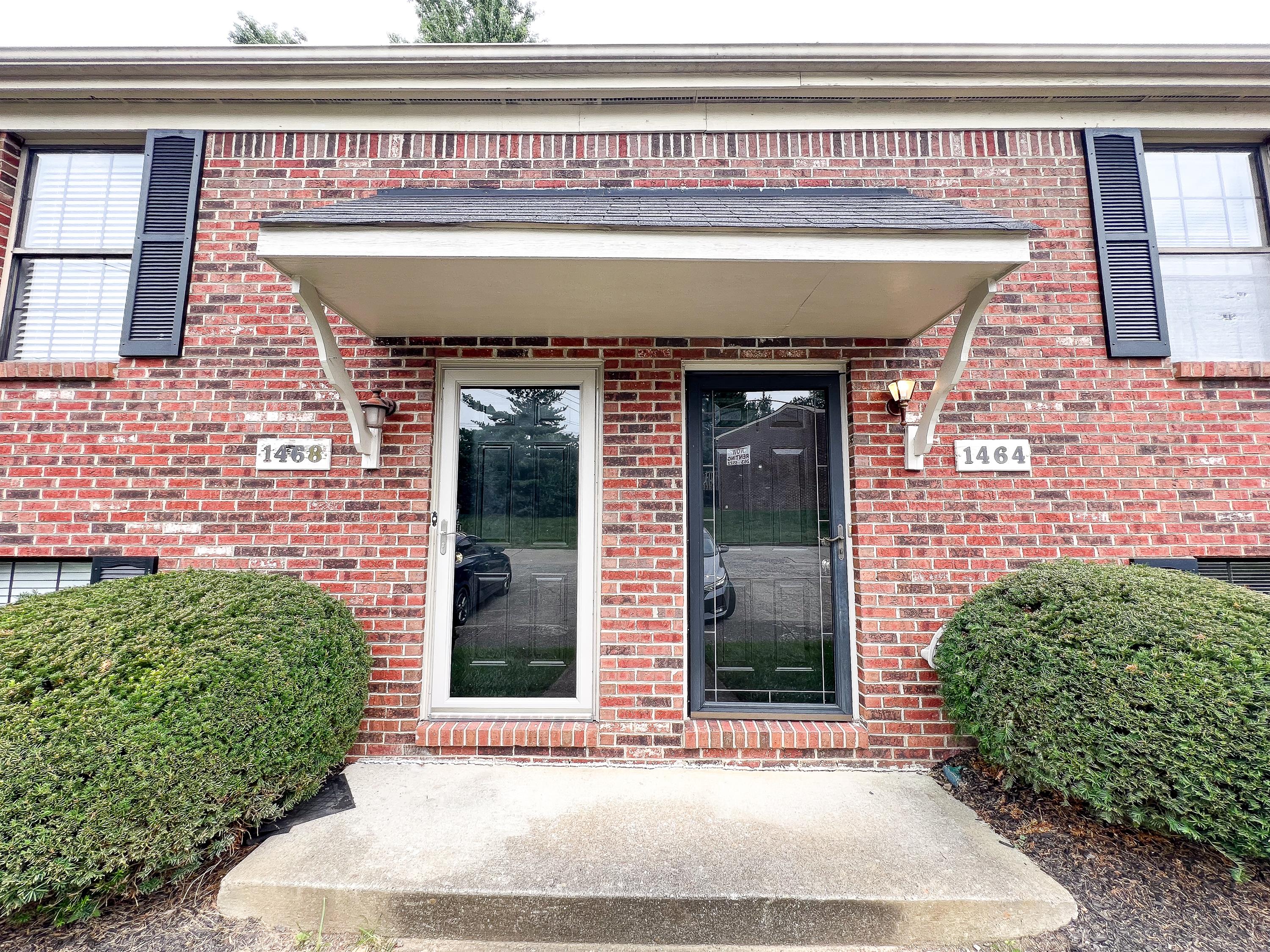 1464 Hartland Woods