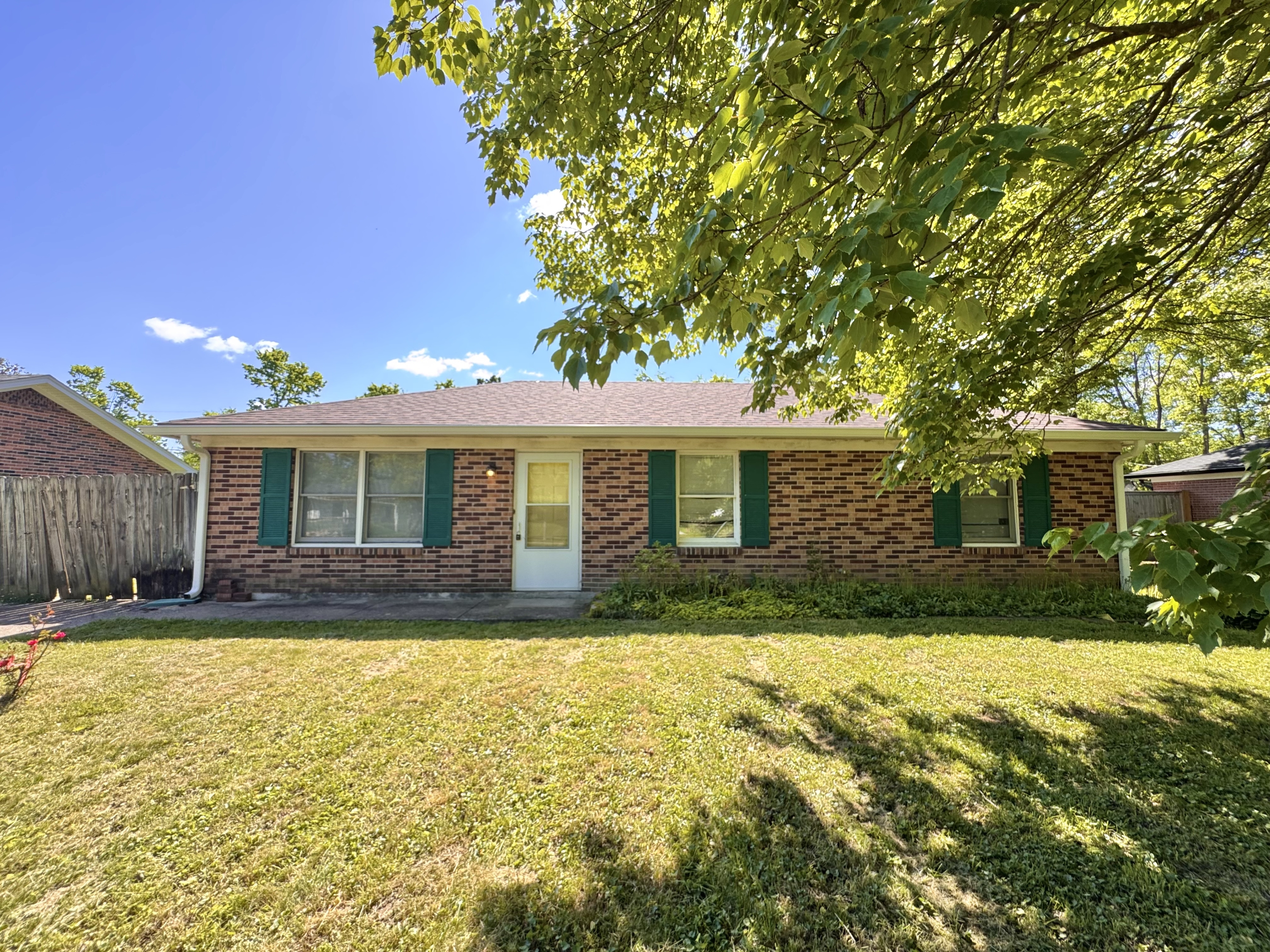 121 Fonda Lane