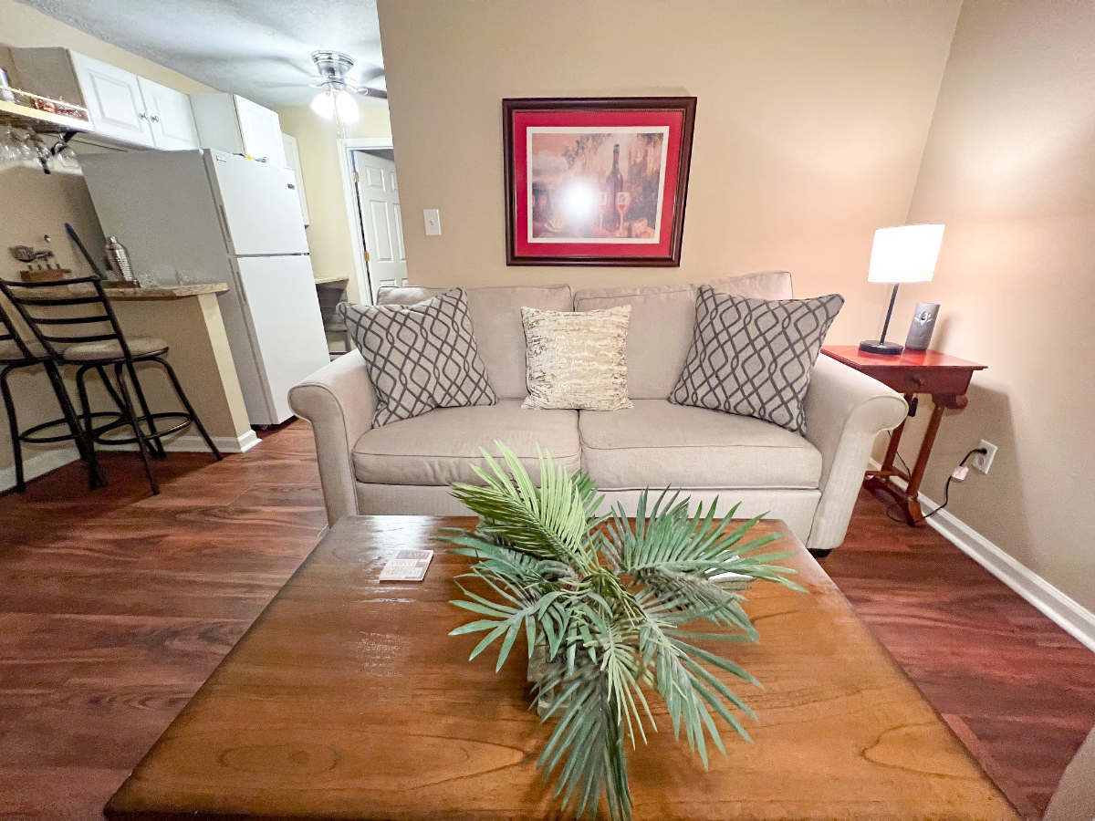 164 Lakeshore Drive - 4