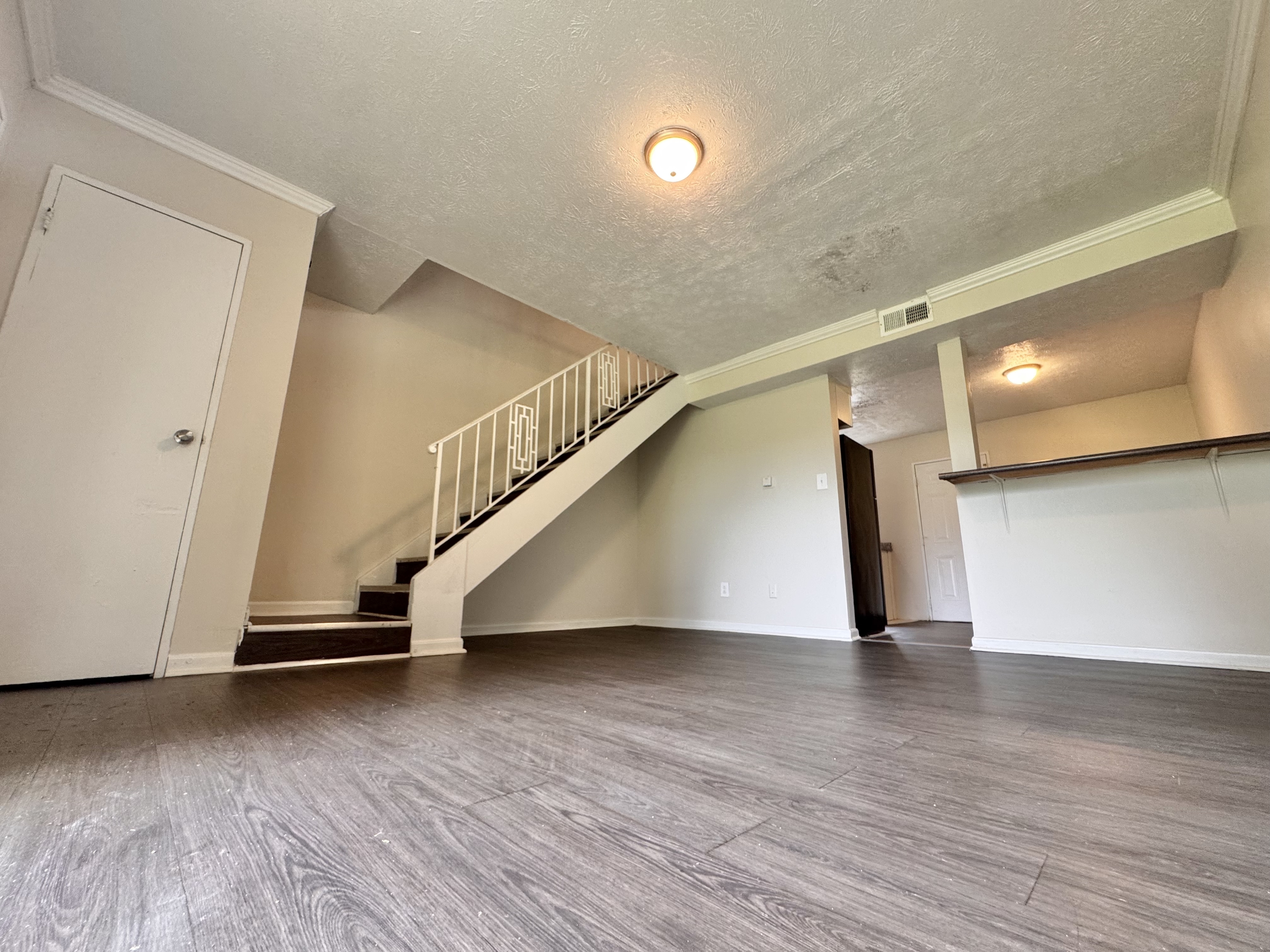 2016 Cambridge Drive - 6