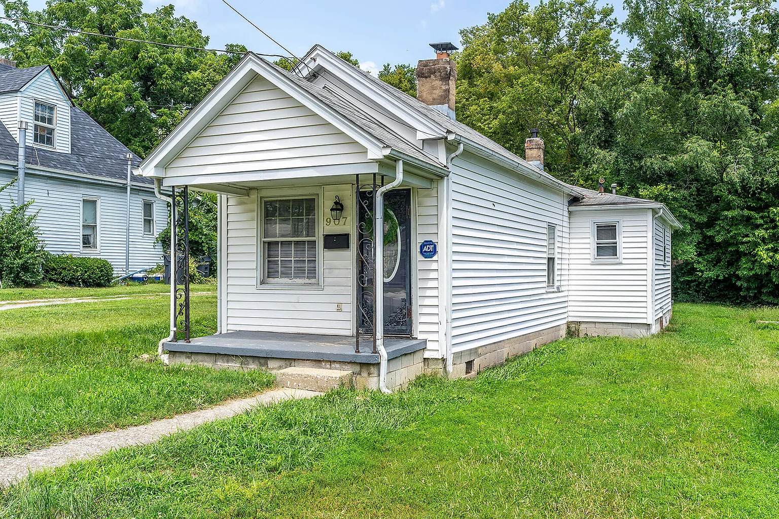 Property main image